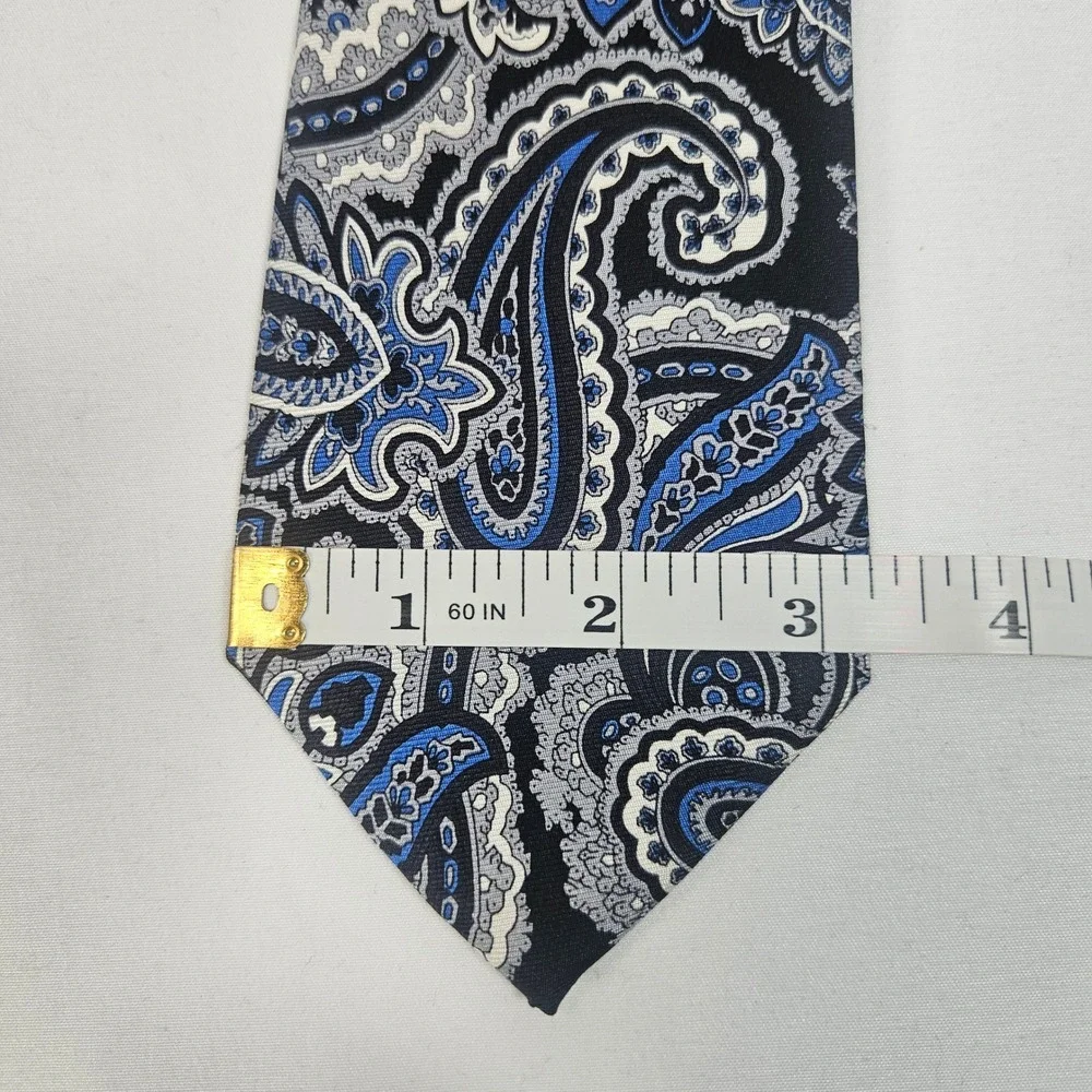 Crofts & Barrow Mens Paisley Silk Necktie Black Blue‎ Silver Formal Tie